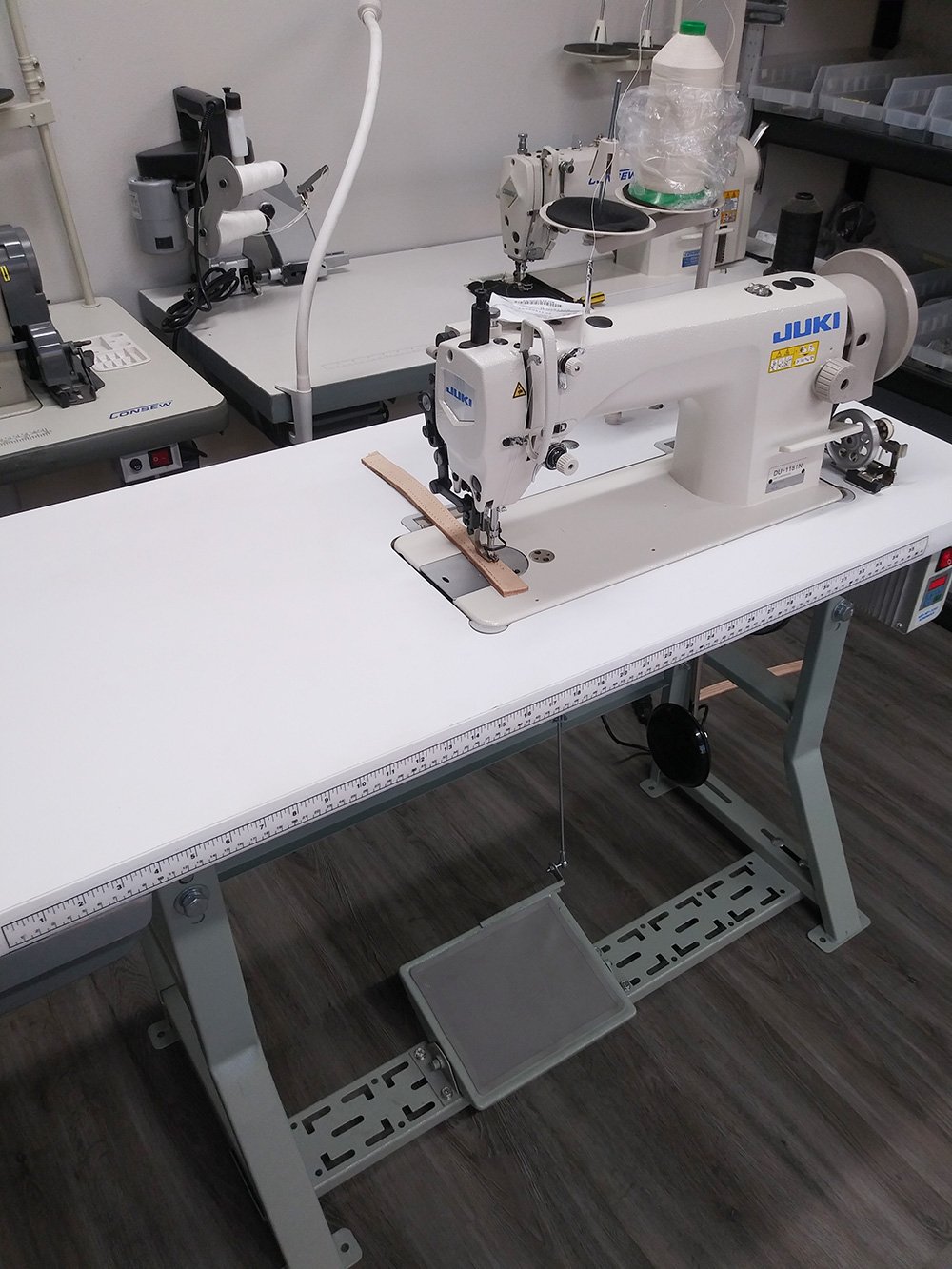 JUKI DU-1181N Leather Sewing Machine