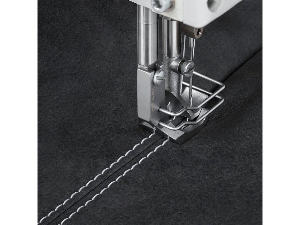 CONSEW 268RB-D Double Needle Post Bed Walking Foot Sewing Machine 4 - CONSEW 268RB-D Double Needle Post Bed Walking Foot Sewing Machine